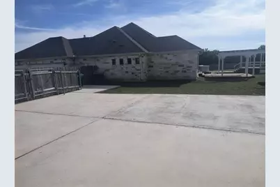 213 Dawn Drive, Liberty Hill, TX 78642 - Photo 10