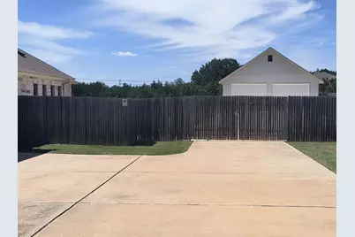 213 Dawn Drive, Liberty Hill, TX 78642 - Photo 6