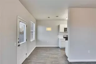 3201 Jack Cook Dr, Austin, TX 78723 - Photo 4