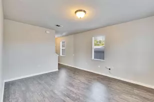3201 Jack Cook Dr, Austin, TX 78723 - Photo 8