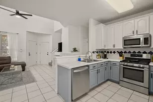 2100 Pipers Field Dr, Austin, TX 78758 - Photo 6