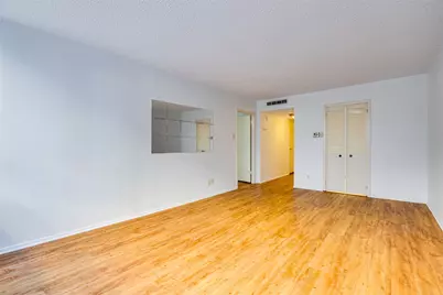 1800 Lavaca Street #214, Austin, TX 78701 - Photo 10