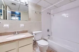 1800 Lavaca St, Austin, TX 78701 - Photo 22