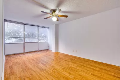 1800 Lavaca Street #214, Austin, TX 78701 - Photo 8