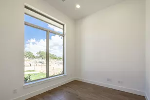 517 Alameda Ln, Georgetown, TX 78628 - Photo 4