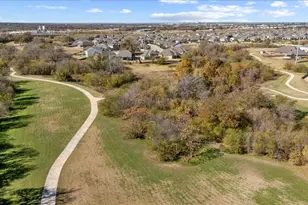 908 Knowles Dr, Hutto, TX 78634 - Photo 36