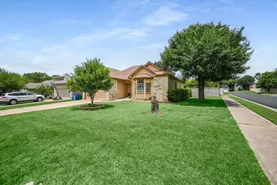 2129 Cervin Boulevard, Austin, TX 78728 - Photo 2