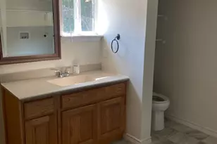 823 Monterrey St, Lockhart, TX 78644 - Photo 8