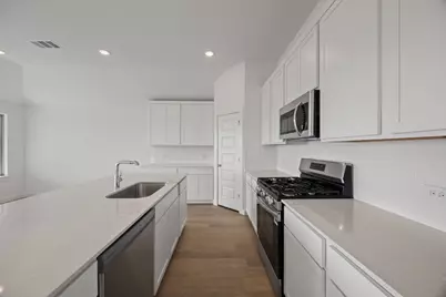 102 Divisadero Drive, Hutto, TX 78634 - Photo 12