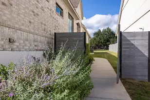 1122 Silver Dollar Trail, Georgetown, TX 78628 - Photo 4