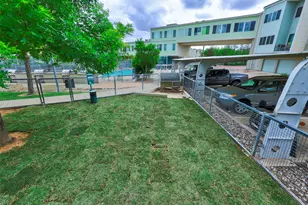 604 N Bluff Dr, Austin, TX 78745 - Photo 40