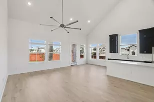 1512 Cardinal Ln, Round Rock, TX 78681 - Photo 10