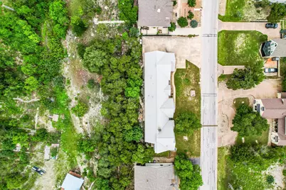 409 Venture Boulevard S, Point Venture, TX 78645 - Photo 32