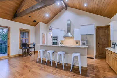 409 Venture Boulevard S, Point Venture, TX 78645 - Photo 8