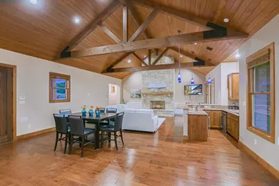409 Venture Boulevard S, Point Venture, TX 78645 - Photo 6