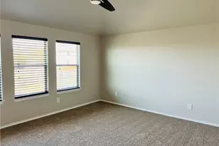 1542 Haynie Bend, Round Rock, TX 78665 - Photo 10