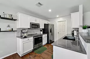 12816 White House St, Manor, TX 78653 - Photo 8