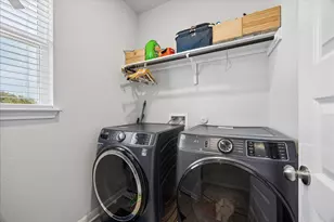 8300 Augeron Dr, Austin, TX 78747 - Photo 14