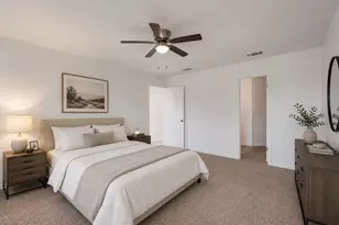 211 Phillips St, Hutto, TX 78634 - Photo 18