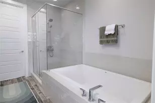 6021 Seville Dr, Austin, TX 78724 - Photo 20