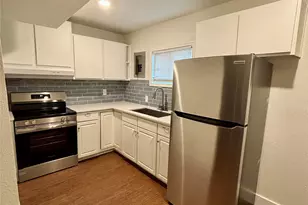 1115 Haynes St, San Marcos, TX 78666 - Photo 4