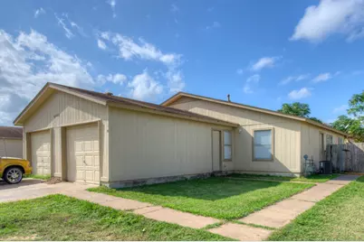 6906 Deep Circle #B, Austin, TX 78744 - Photo 1
