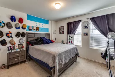 444 Major Lee Lane #14H, Jarrell, TX 76537 - Photo 16