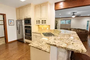 5300 Lookout Ridge Dr, Marble Falls, TX 78654 - Photo 8