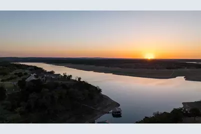 5300 Lookout Ridge Drive, Marble Falls, TX 78654 - Photo 10