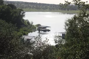 5300 Lookout Ridge Dr, Marble Falls, TX 78654 - Photo 4