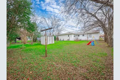 1910 S 13th Street, Temple, TX 76504 - Photo 32