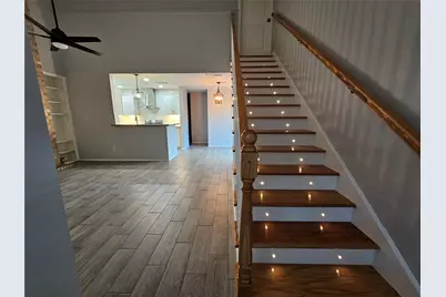 2209 Singletree Avenue #Unit  B, Austin, TX 78727 - Photo 2