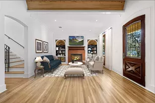 702 W Gibson St, Austin, TX 78704 - Photo 2