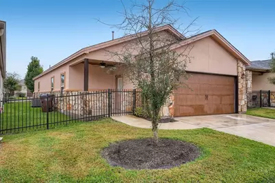 2800 Joe Dimaggio Boulevard #35, Round Rock, TX 78665 - Photo 10