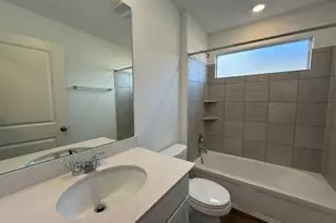 290 Gresham, Kyle, TX 78640 - Photo 24