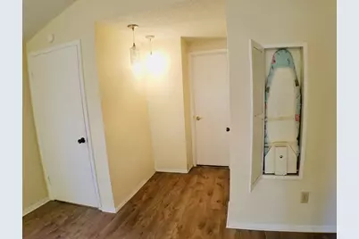 4908 Barkbridge Trail, Austin, TX 78744 - Photo 18