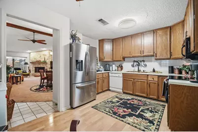 49 Oaks Place, Lago Vista, TX 78645 - Photo 4