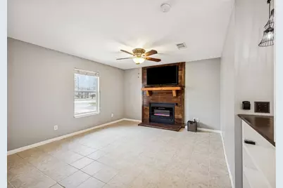 114 Upola Court, Bastrop, TX 78602 - Photo 12