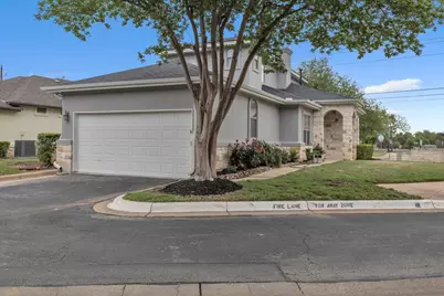 11558 Spicewood Parkway #18, Austin, TX 78750 - Photo 4