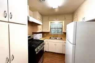 607 Bellevue Pl, Austin, TX 78705 - Photo 6