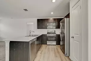 420 Halfmoon Dr, Lockhart, TX 78644 - Photo 14