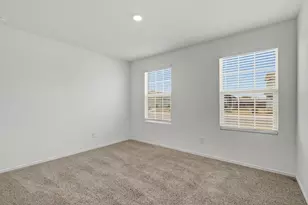 420 Halfmoon Dr, Lockhart, TX 78644 - Photo 24