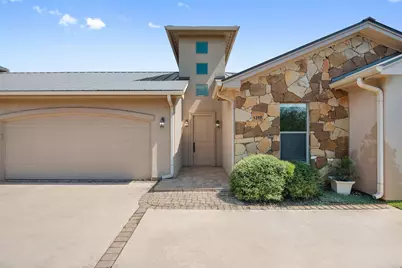 129 Hi Valley #B, Horseshoe Bay, TX 78657 - Photo 1