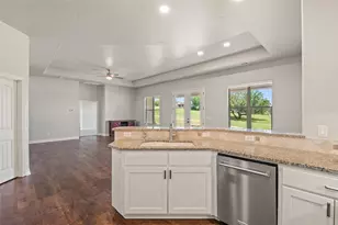 129 Hi Valley, Horseshoe Bay, TX 78657 - Photo 8