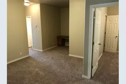 504 W North Loop Boulevard #A, Austin, TX 78751 - Photo 18