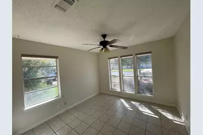 2206 Kenbridge Drive, Austin, TX 78757 - Photo 32