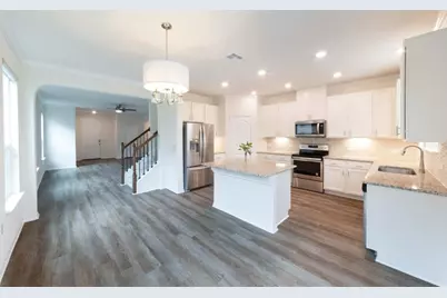 803 Sandhill Drive, Austin, TX 78748 - Photo 4