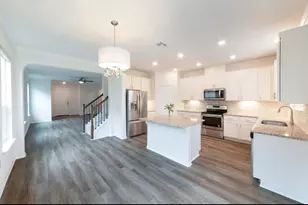 803 Sandhill Dr, Austin, TX 78748 - Photo 4