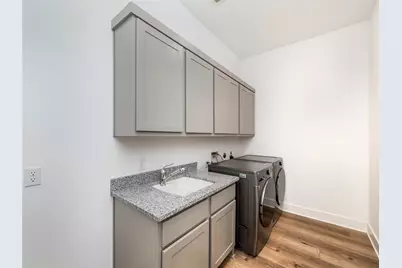 138 Yellow Bell Run, Dripping Springs, TX 78620 - Photo 16