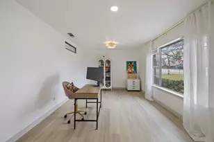 1001 E Applegate Dr, Austin, TX 78753 - Photo 14